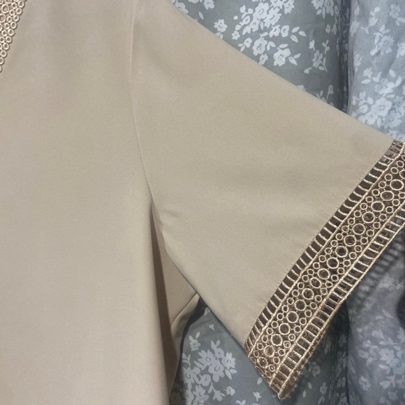 SHEIN Tan Blouse with V-Neck and Embellished Trim - Picture 3 of 4